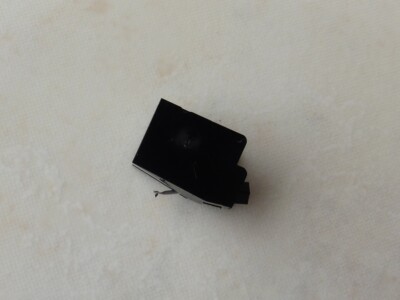TOSHIBA Diamant et Saphir pour ancienne platine disque vinyle / France