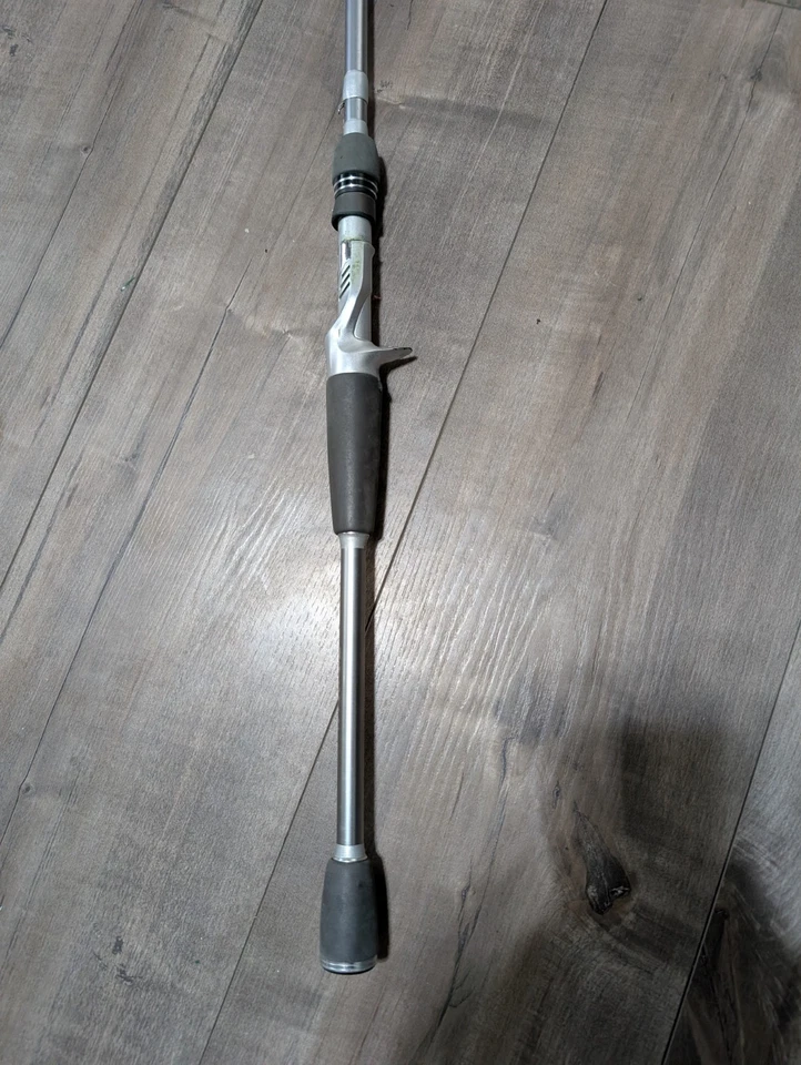 Varilla de fundición rápida pesada Daiwa Tatula Elite 7'6" TAEL761HFB-AGS Foto 3 de 4