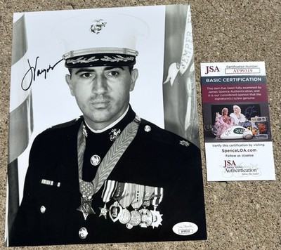 JAY VARGAS Medal of Honor SIGNED 8x10 Photo JSA COA MOH MARINES