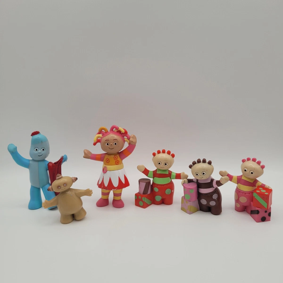 In The Night Garden Set Personaggi Impilabili - Igglepiggle E Upsy Daisy, Giocattolo In Plastica 20 Cm, Per Bambini 10+ Mesi - 2