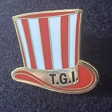 ICONIC OFFICIAL TGI FRIDAYS TOP HAT LOGO RED/WHITE STAFF/EMPLOYEE-ENAMEL BADGE