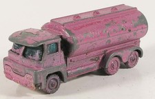 HUSKY GUY WARRIOR BP PETROL OIL MILK TANKER TRUCK VINTAGE CORGI JUNIORS ASD