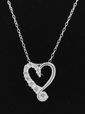 CHARMING 925 STERLING SILVER HEART SHAPED CZ NECKLACE 18"