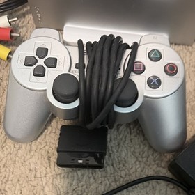 Sony PlayStation 2 PS2 Console Bundle 2 Controllers AV Cable Shadow of Colossus