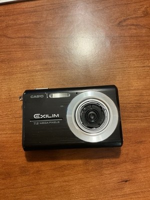 Casio EXILIM ZOOM EX-Z75 7.2MP Please READ Repair or parts ONLY