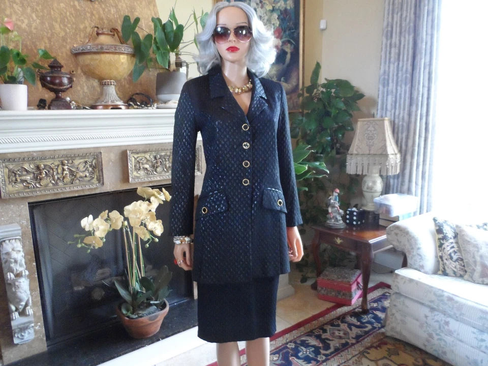 Nina Ricci Edition Boutique Black Textured Metallic Skirt Suit Size FR 40 - US 8 - Image 2 of 4