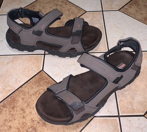 skechers 360 memory foam