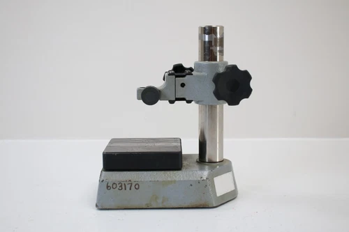 Mitutoyo 7003 indicator stand #2