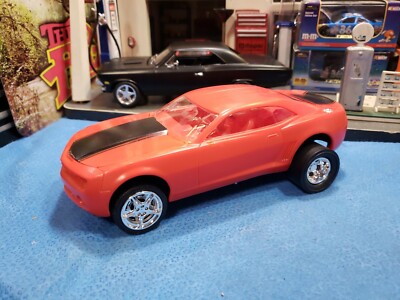 CUSTOM CAMARO 1:25 Plastic Model Car ALREADY BUILT NICE CAR 