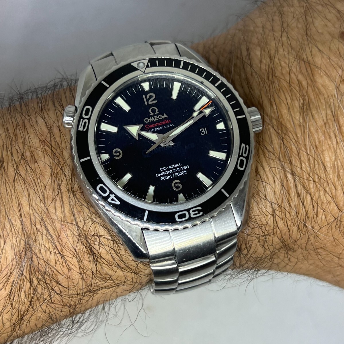 OMEGA PLANET OCEAN BOND 007 Quantum Of Solace Ref 222.30