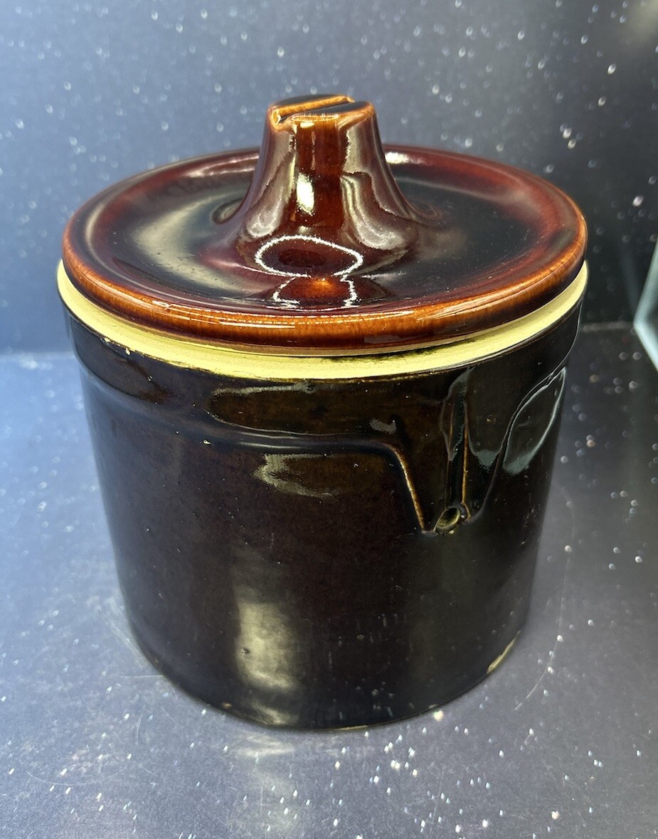 Vintage Dark Brown Glaze Pottery Ceramic Crock with Lid