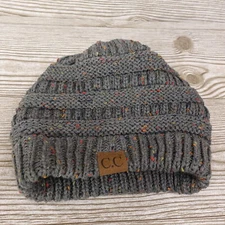 C.C. EXCLUSIVES 100% ACRYLIC GREY WINTER HAT CAP BEANIE WOMENS 