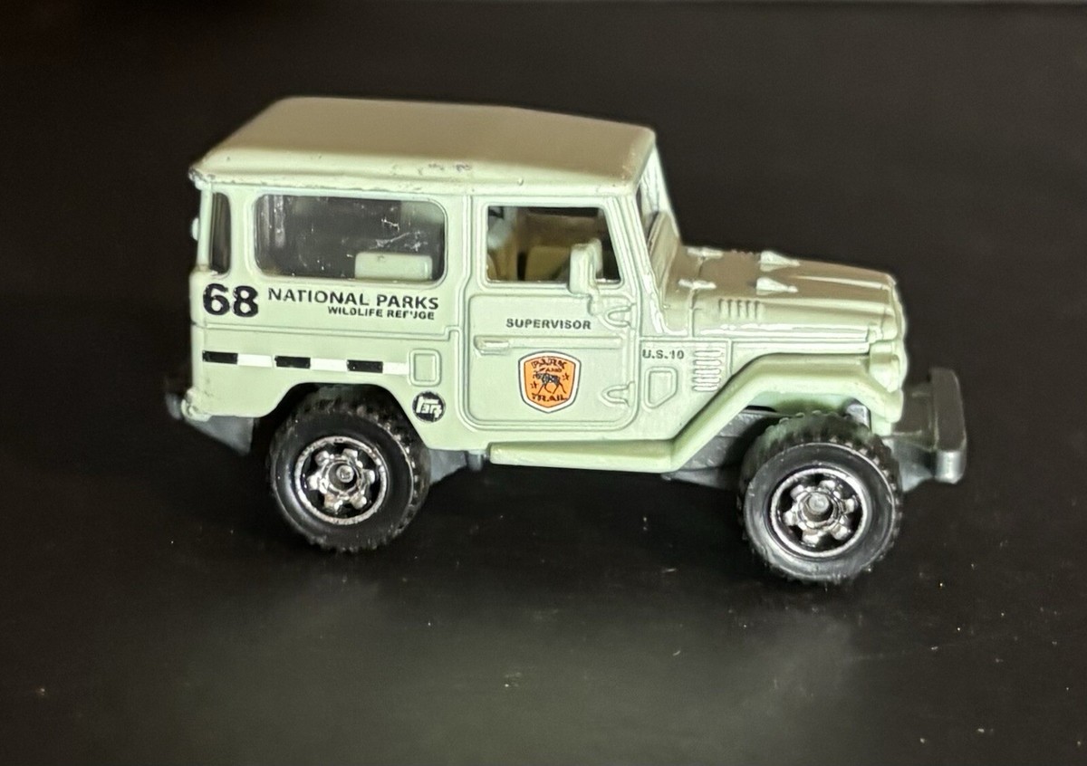 2022 Matchbox MBX Rally II Toyota Land Cruiser FJ40 (National