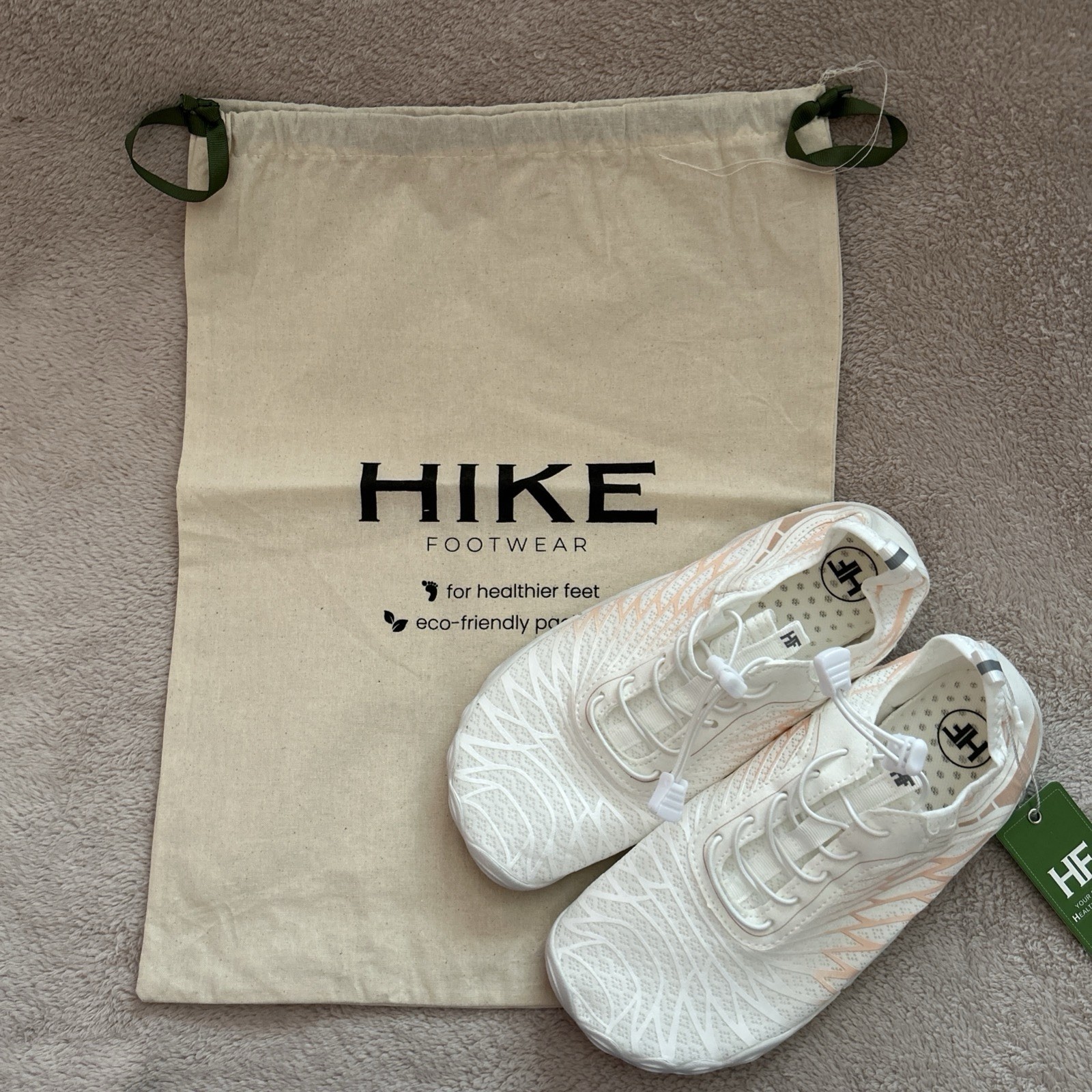 New! Hike Footwear HF Women’s White/Pink Lorax Barefoot Shoe, Size 38/US 7