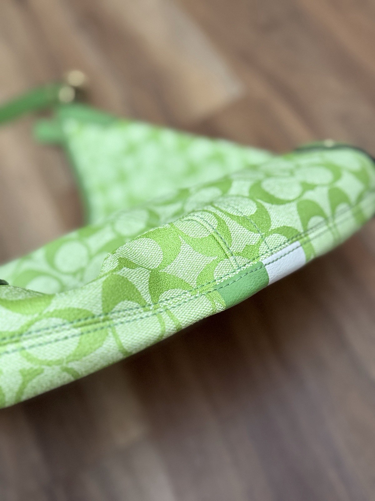 Coach Heritage Stripe Lime Green Signature Canvas Hobo Bag 13193 Y2K Vtg Rare image 4