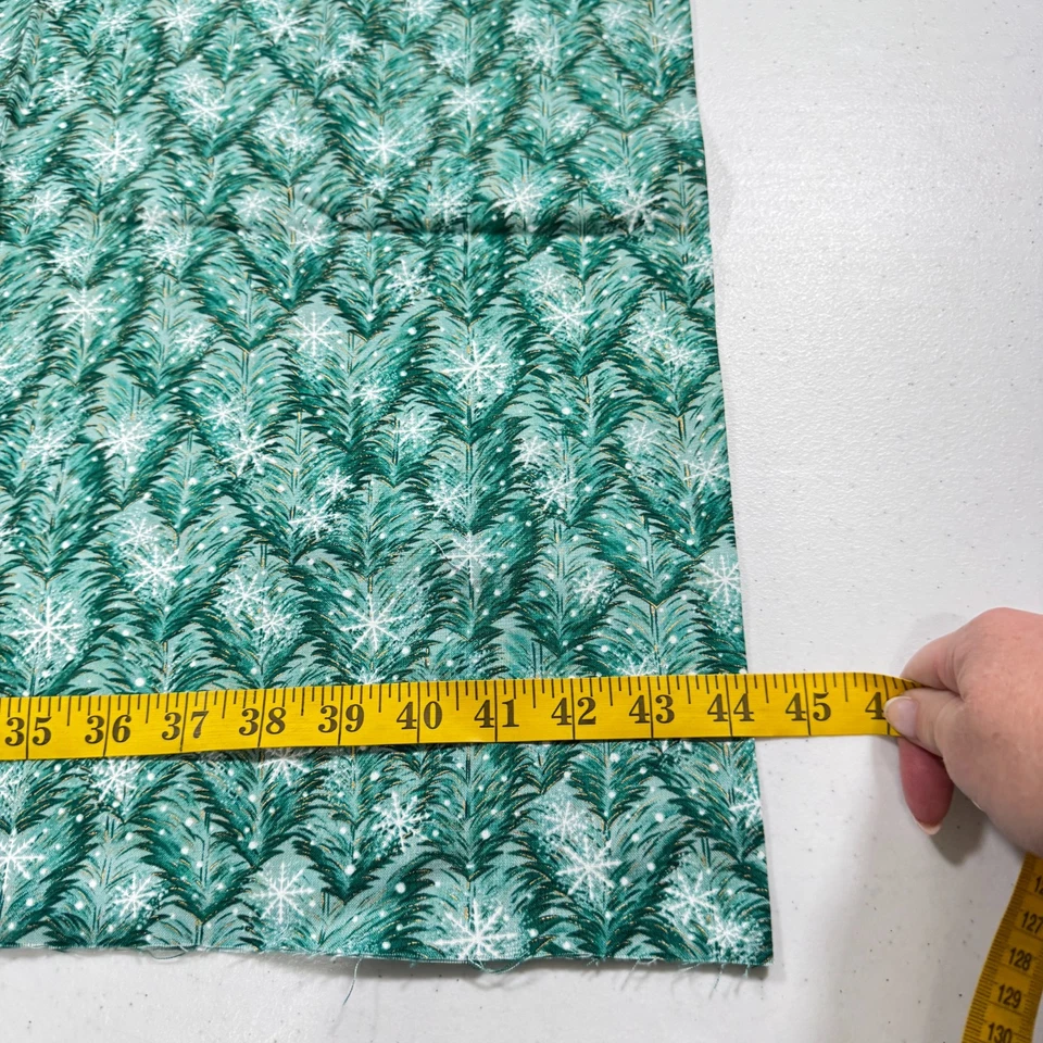 Acolchado Tesoros atemporales Tela Algodón Verde Invierno Árboles 44x39 1 Yarda Años 90 Foto 4 de 4