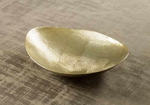 Handgehämmerte Metallschale modern Herzstück 33 cm x 27 cm x 9 cm - Bild 1 von 10