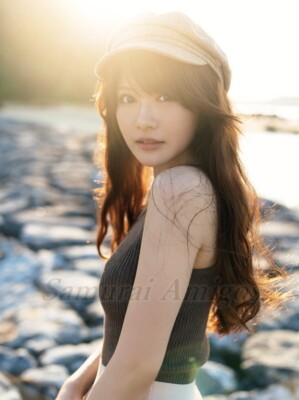 Minami Aizawa Fotobuch: aiminami (Re-edited Paperback Edition)