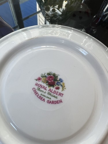 Royal Albert BONE CHINA Chelsea Garden TEA SAUCER - Picture 9 of 9