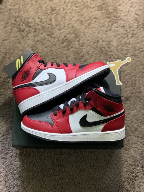 Nike Air Jordan 1 Mid GS Chicago Black Toe 554725-069 Size 4Y / Womenâs 5.5 New | eBay