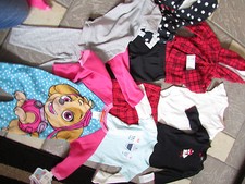 NEW LOT 10 BABY GIRL CLOTHING 9 MONTHS CARTERS SLEEPERS SETS MISC
