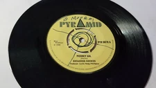 Desmond Dekker - Pickney/Generosity Reggae 7"  /Pyramid Label U.K  1969  