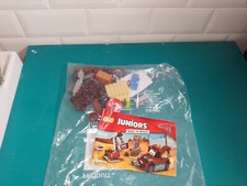 2409239 Lego (manque 1 pièce) juniors cars 10733 Tow Mater 's Junkyard