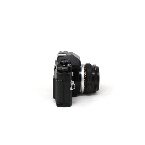 Olympus OM-10 Manual Camera with Zuiko 50mm f/1.8 OM Lens in Black - Picture 4 of 5
