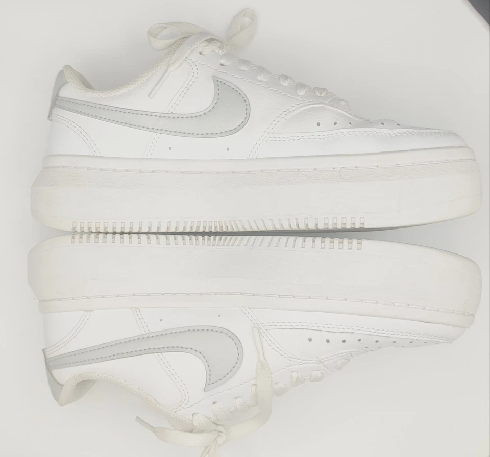 basket nike femme - Photo 1/4