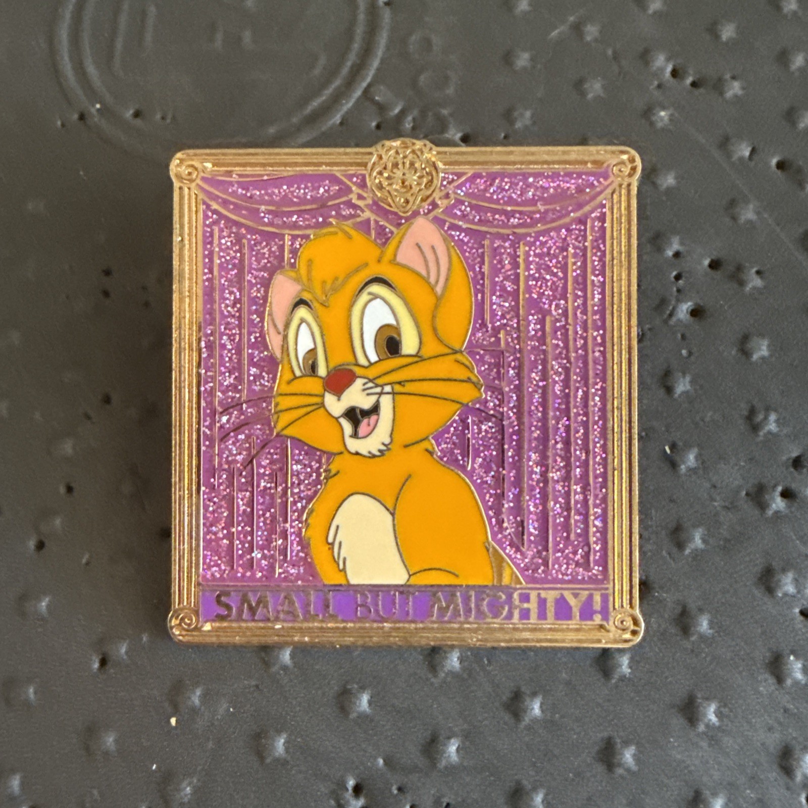 Disney Pin Imagination Gala Small But Mighty Oliver LE 250 From Oliver & Company