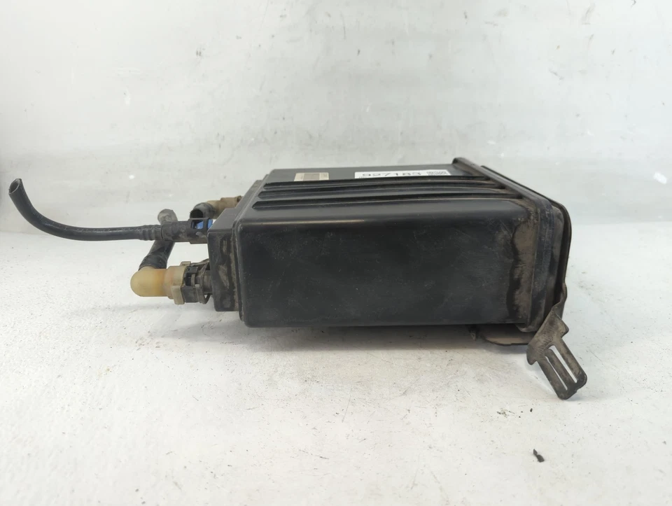 Cadillac Escalade 2007 bote de carbón de vapor de combustible THIDI Foto 4 de 4