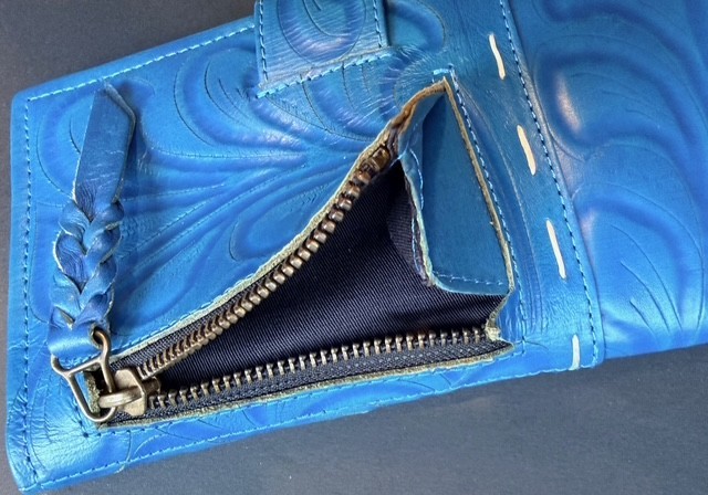 Ladies Blue Tooled Leather Wallet (NWT)