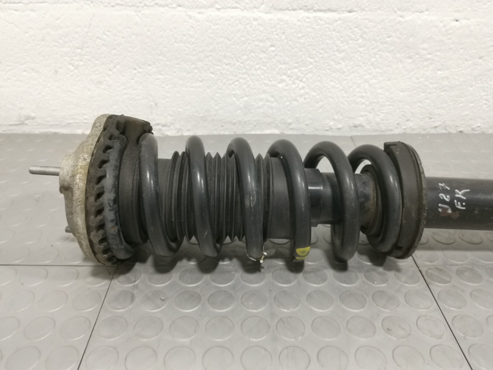 Maserati Ghibli 2016 RWD Auto 3.0 Front Right Shock Strut Absorber 6700088960