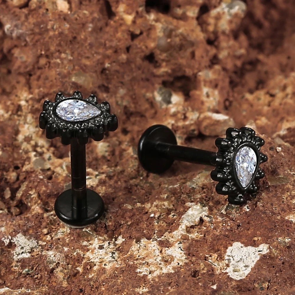 Teardrop Gem Labret Stud Medusa Piercing Philtrum