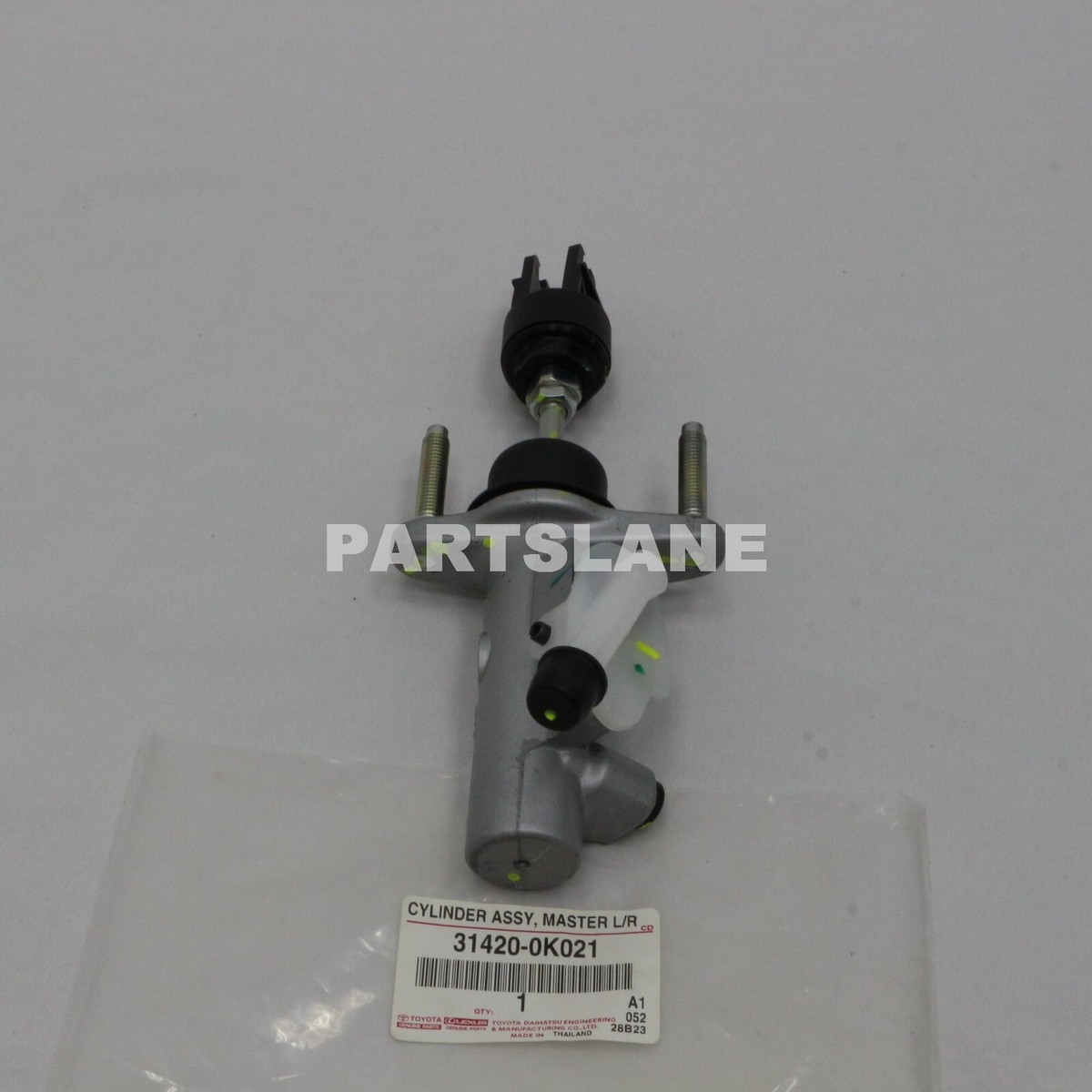 シエル Toyota 31420-0K021 OEM Genuine Cylinder Assy Clutch Master