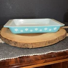 VTG PYREX #548B, 1 1/4 qt Space saver White Snowflake Turquoise CASSEROLE USA
