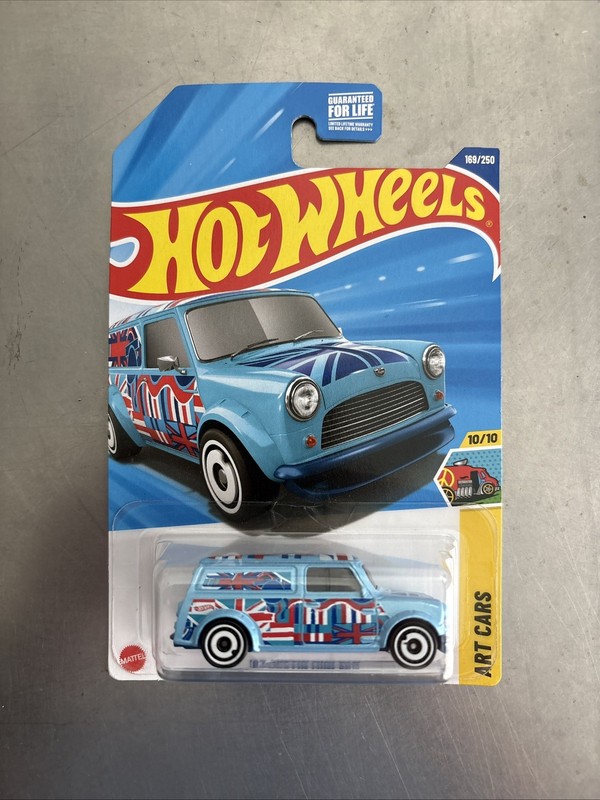 🏎️ 2025 Hot Wheels '67 Austin Mini Van Art Cars #169 Case N 10/10