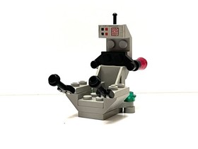 Lego Classic Space 6809 XT-5 & Droid COMPLETE Replaced Minifig With Inst.