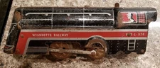 WYANDOTTE Tin WIND-UP Locomotive Train W R L 970 Engine with Key Non-Working 