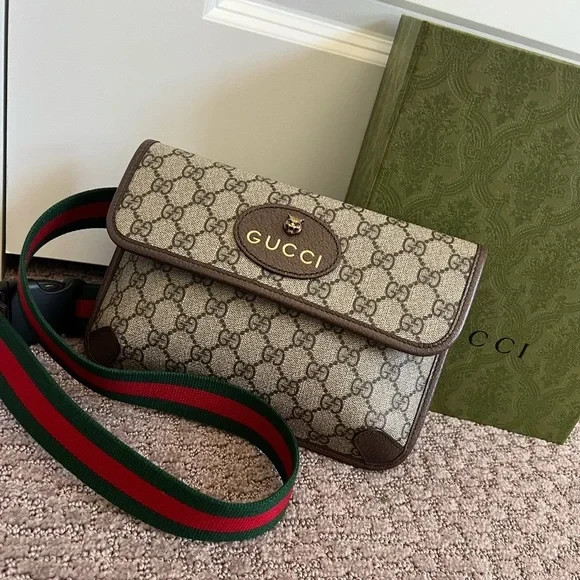 Gucci Neo Vintage GG Supreme Flap Belt Bag