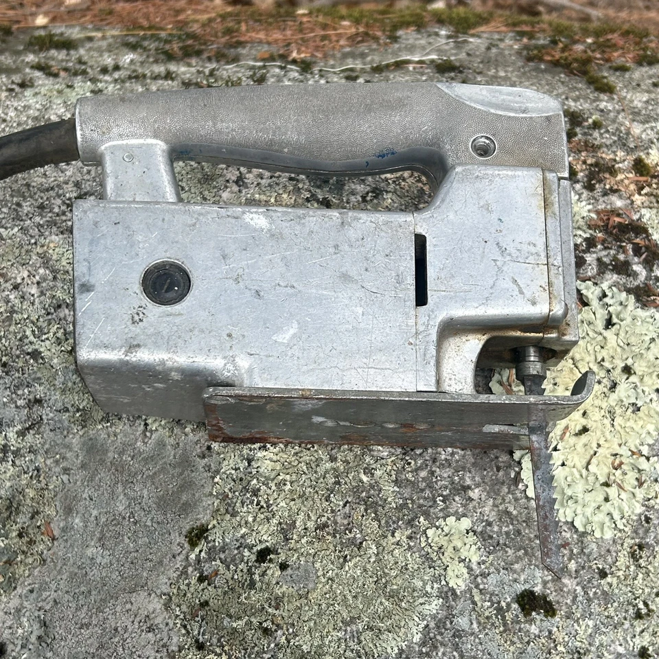 Sierra caladora vintage Montgomery Ward Powr-Kraft modelo de alta resistencia #TEB-8933BC 2,5 amperios Foto 4 de 4