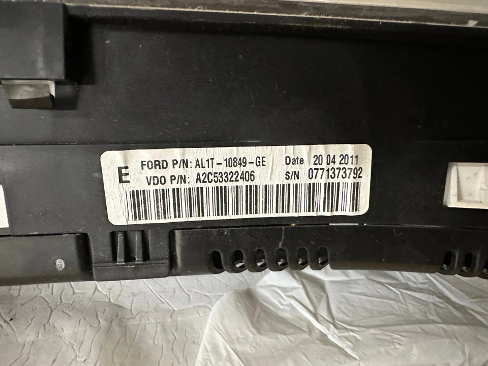 Cuadro de instrumentos velocímetro Ford Expedition 2010 2011 indicadores 173.898 millas Foto 3 de 3