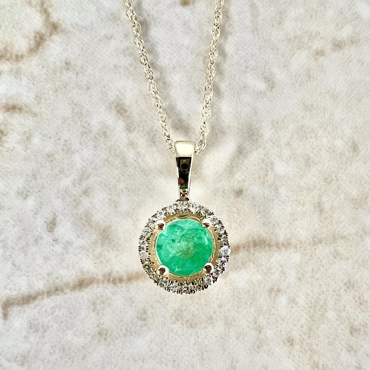 Round emerald necklace sale
