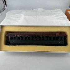 On2 BRASS Sandy River and Rangely Lakes coach number 21 Interior ready to run