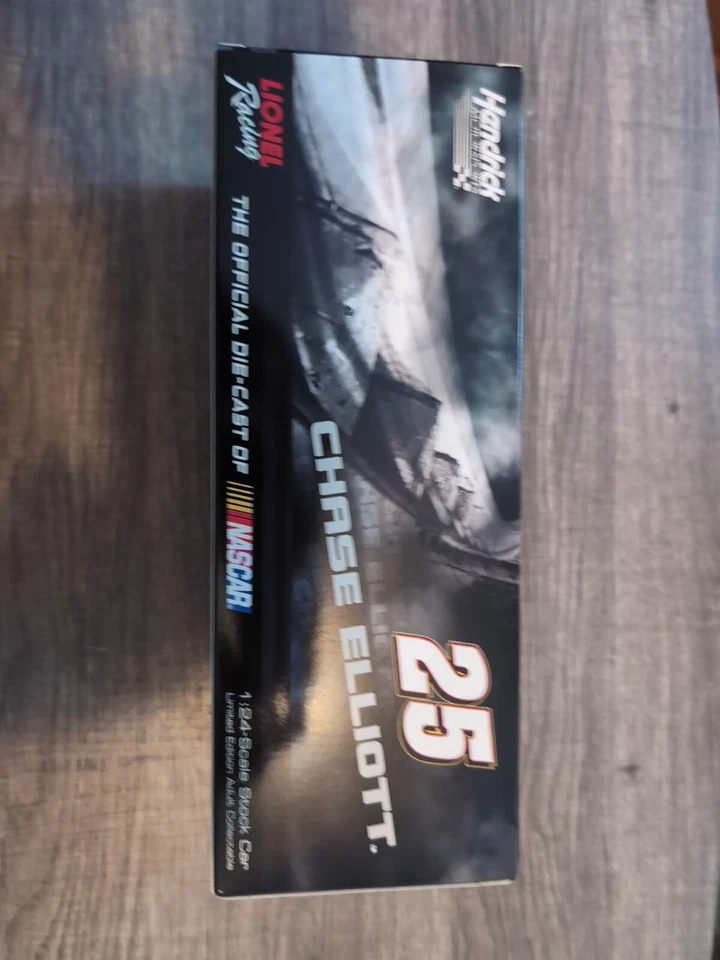 CHASE ELLIOTT 2015 NAPA RAW #25 FIRST CUP CAR 1/24 SCALE ACTION RAW - Image 3 of 3