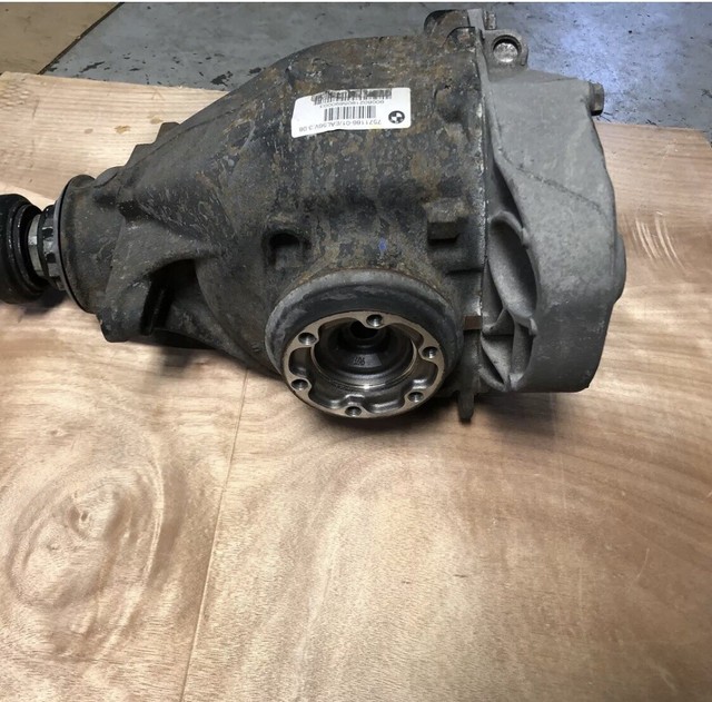 20082013 BMW E90 335i 135i Rear Differential Carrier for Manual Trans