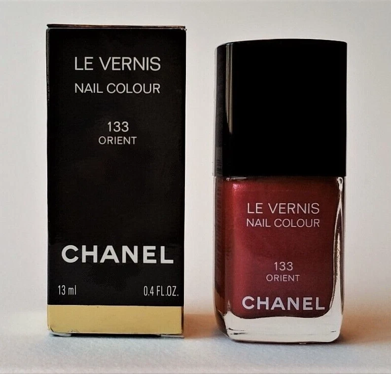 CHANEL Le Vernis Nail Polish 133 ORIENT (made in U.S.A.)