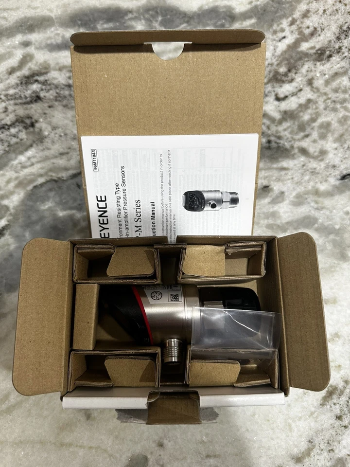 1pcs KEYENCE GP-M400 Digital Pressure Sensor  US Free TAX - Image 3 of 3