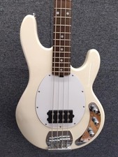 STERLING BY MUSICMAN S.U.B SERIES STINGRAY RAY4 Electric bass
