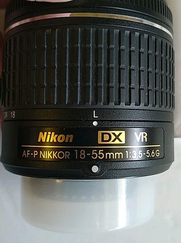 3 Nikon Lenses DX AF-S Nikkor 35mm 1:1.8g, AF-P 70-300 DX ED, AF-P 18-55mm W Bag - Picture 14 of 23